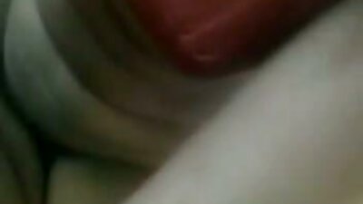 Puta loira vídeo de pornô mulher transando com homem fica com o traseiro cerrado e pica com força
