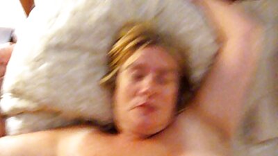 Me masturbando videos de sexo com gordinha gostosa usando meu nylons preto com plug anal na bunda