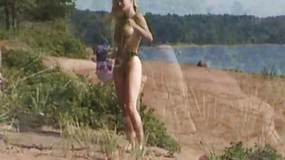 Aproveitando um video duas mulheres fazendo sexo pouco de chuveiro, sauna, nude em público